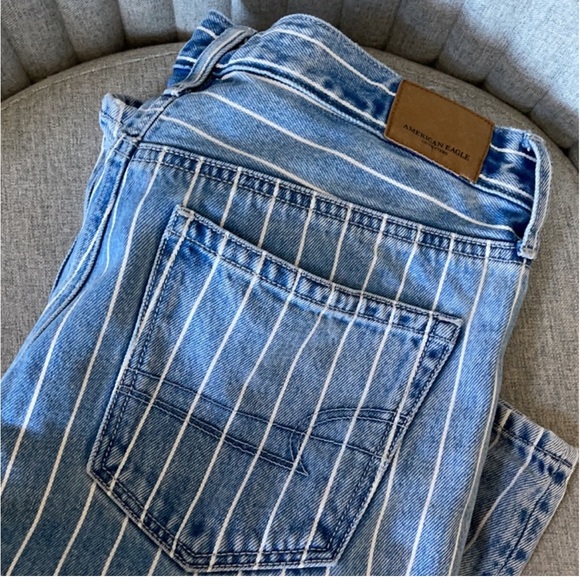 American Eagle Striped Mom Jeans - Picture 7 of 7